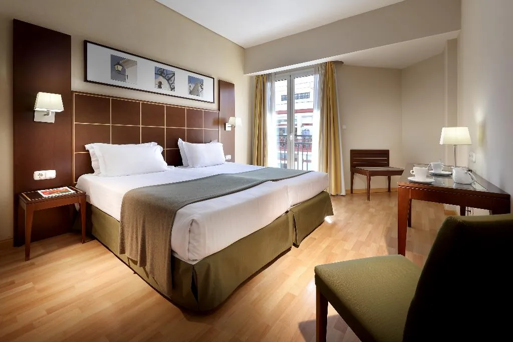TRIPLE STANDARD Room, Dorma Tartessos, Costa De La Luz