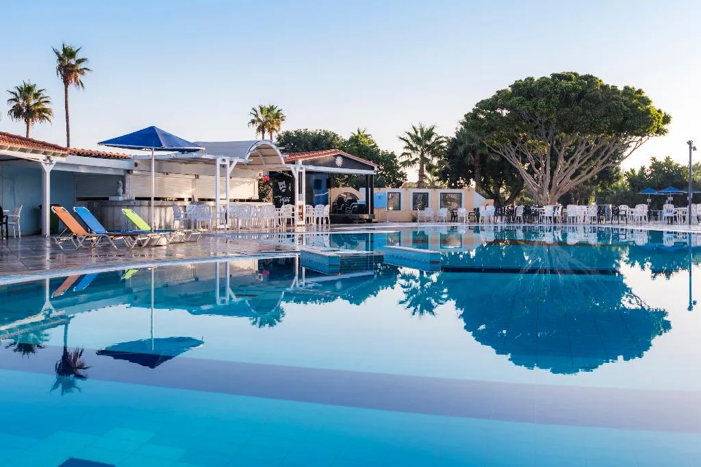 Pool, Atlantis, Kos
