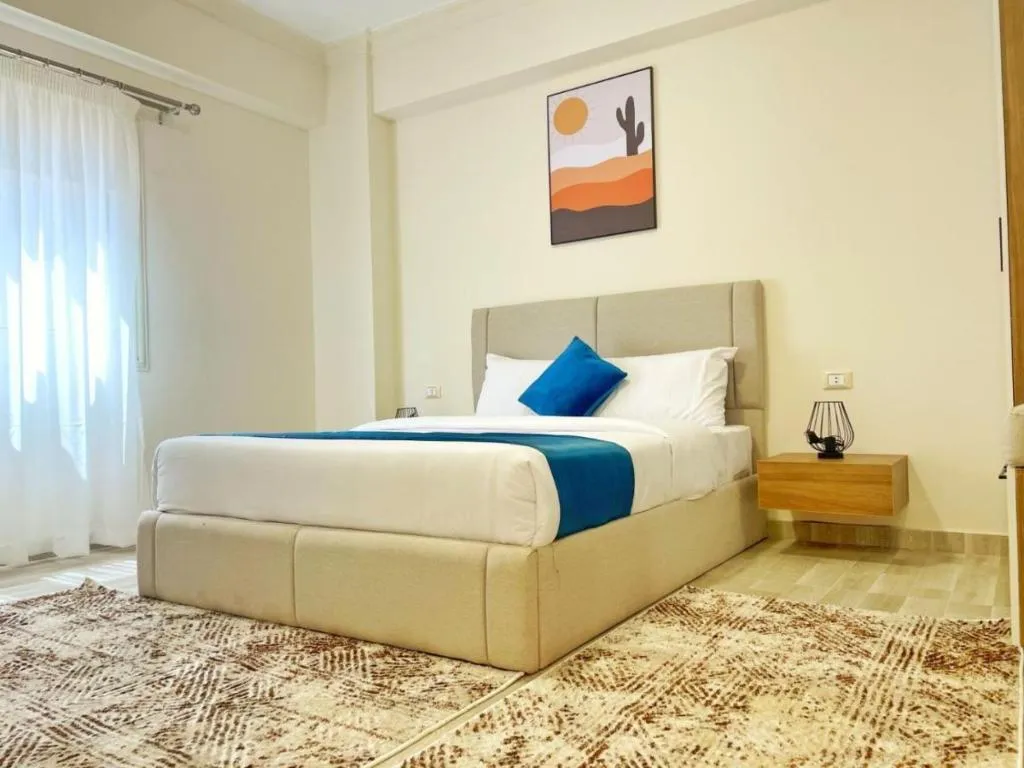 APARTMENT THREE BEDROOMS ONE BATHROOM Room, Settle Inn South 90 Apartments, Cairo