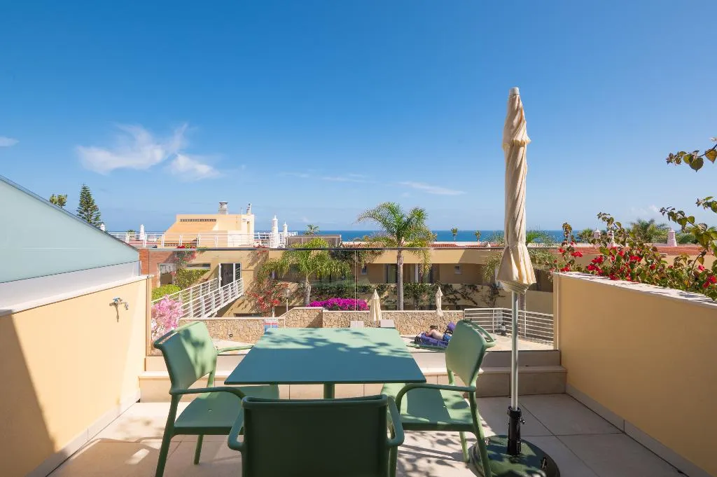 APARTMENT SEA VIEW CAPACITY 5 Room, Vila Luz, Algarve