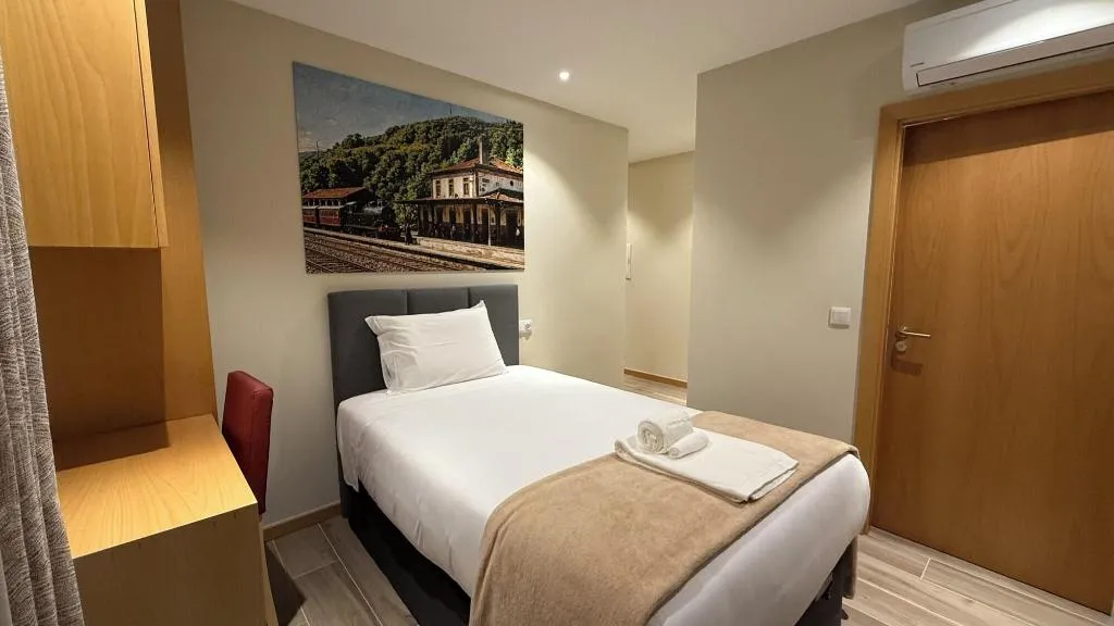 Room, Oporto Station Hostel & Rooms, Porto