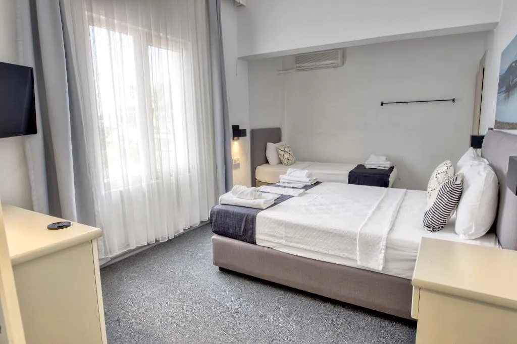 TRIPLE SUPERIOR Room, Camlik 87 Hotel Ayvalik, Izmir
