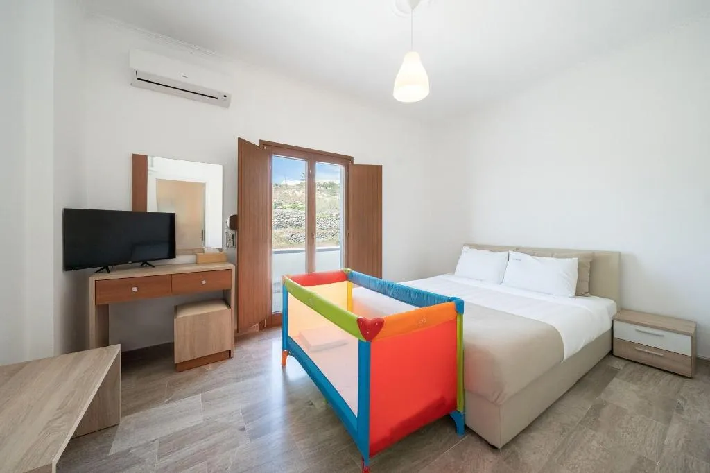 Room, Belle etoile Villas, Santorini