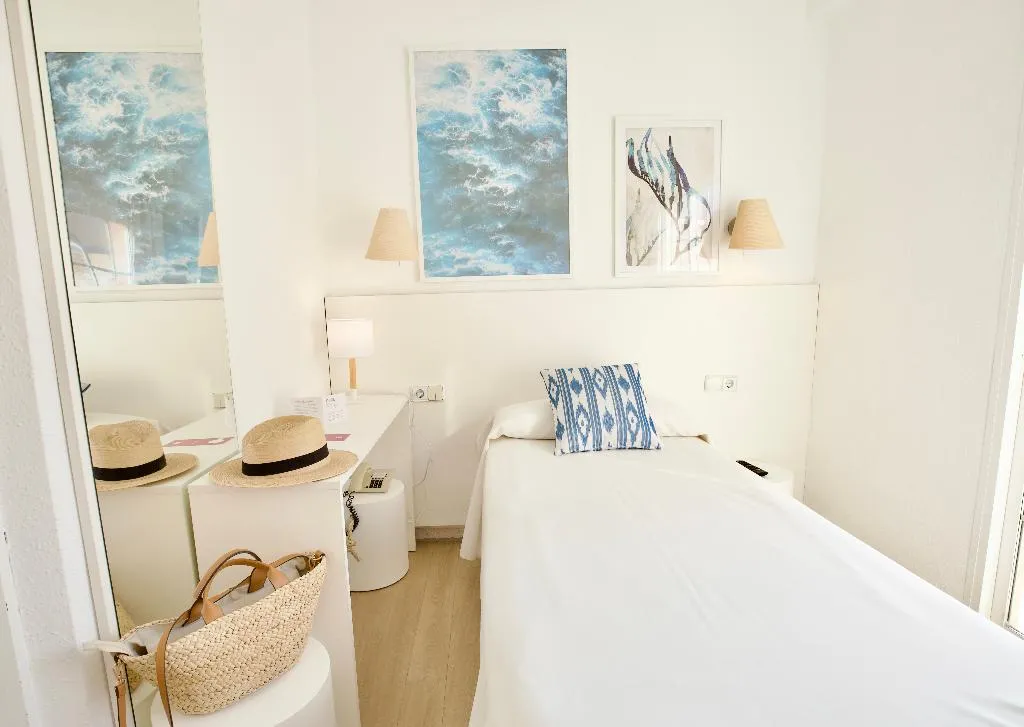 SINGLE WITH BALCONY Room, JS Horitzo, Majorca
