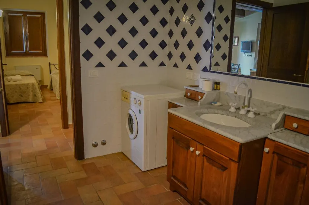 APARTMENT CAPACITY 4 TWO BEDROOMS Room, PanElios Borgo Vacanze, Perugia