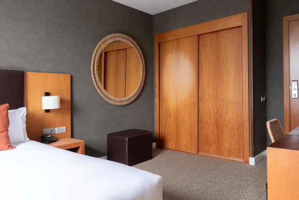 Double or Twin STANDARD Room, Hotel Sant Just, Barcelona