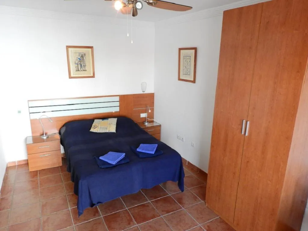 APARTMENT CAPACITY 4 TWO BEDROOMS Room, Nerjaluna, Costa Del Sol