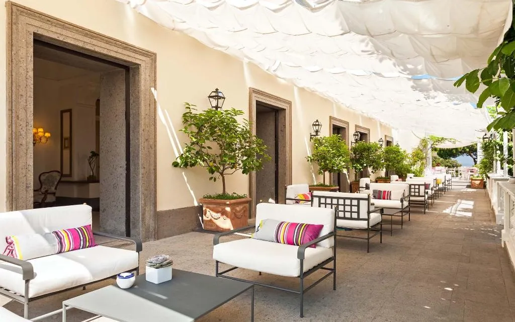 Lobby, Grand Hotel Cocumella, Naples