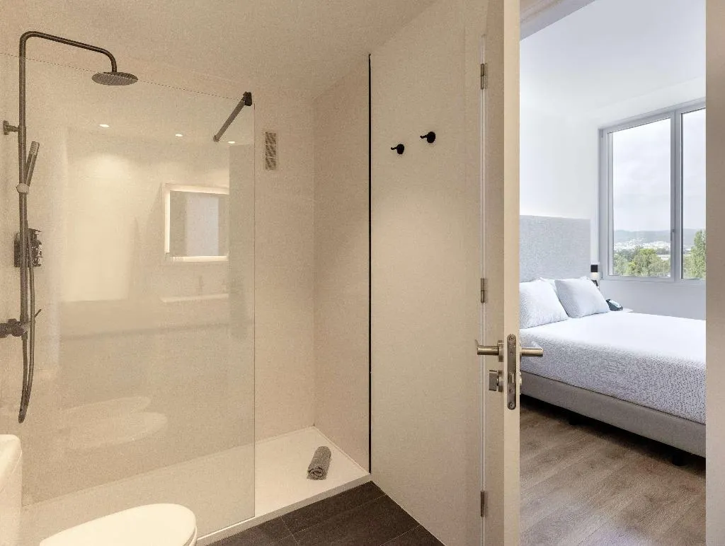 JUNIOR SUITE STANDARD Room, Innside Barcelona Aeropuerto, Barcelona