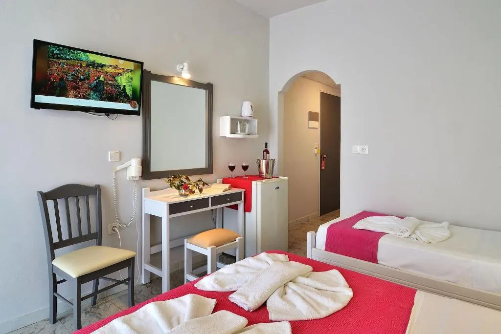 Room, Nereides, Crete