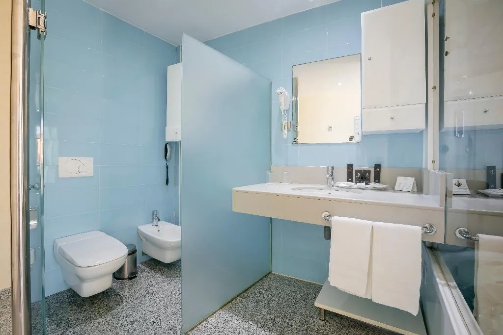 SUITE STANDARD Room, Moon Dreams CalaBahia, Costa Del Sol
