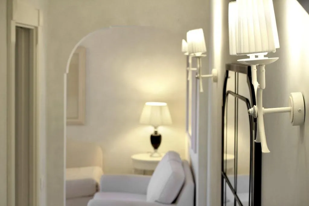 SUITE KING SIZE BED Room, Villa Athena, Catania