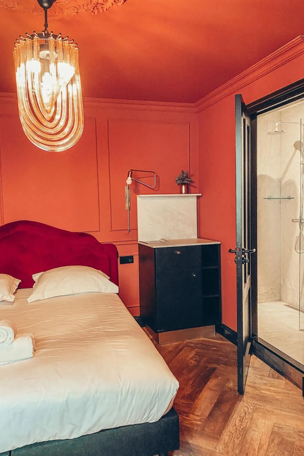 Room, Mr. Monkey Amsterdam, Amsterdam