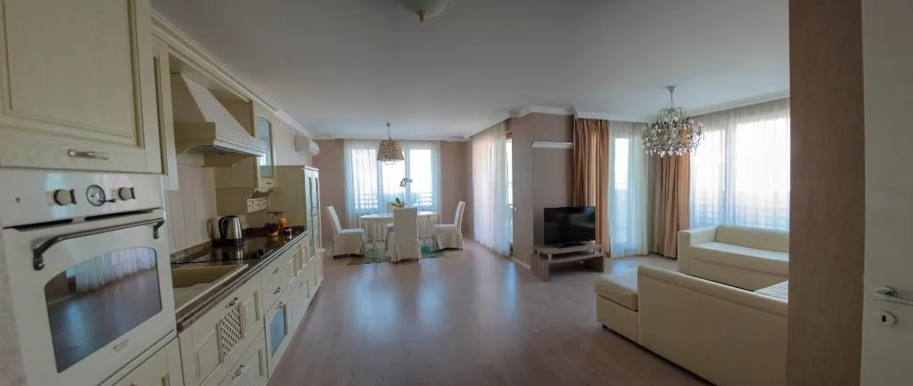 APARTMENT SEA VIEW TWO BEDROOMS Room, Rose Gardens Boutique, Bourgas