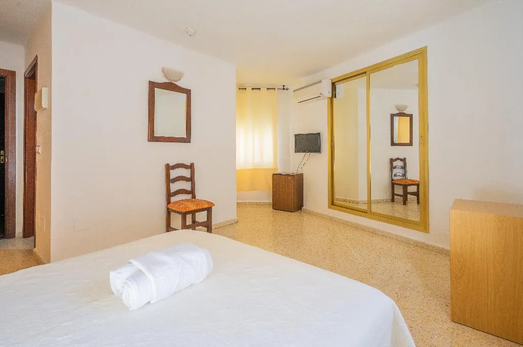 Room, Hotel Velis, Costa Del Sol