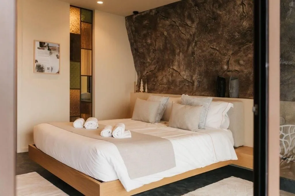 Room, Pousadela Village, Porto