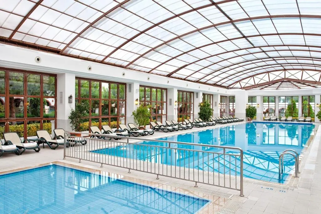 Pool, Kremlin Palace, Antalya