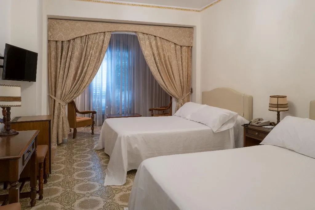 TRIPLE STANDARD Room, Lido Mediterranee, Taormina