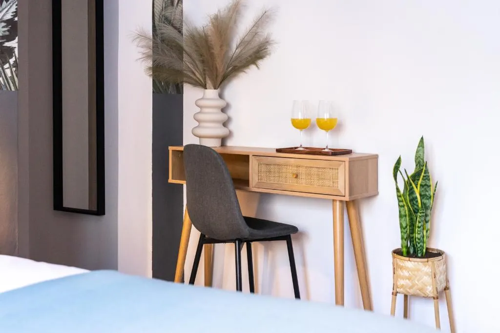 DOUBLE DELUXE WITH BALCONY Room, PAME Wild, Athens