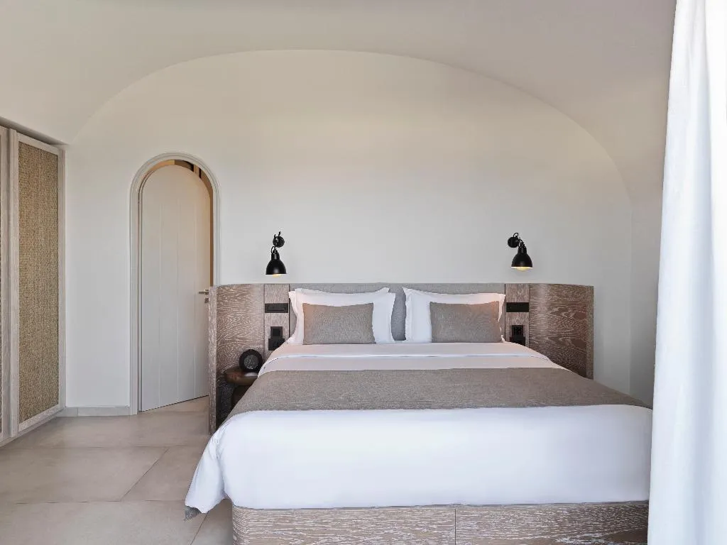 VILLA THREE BEDROOMS Room, Canaves  Epitome, Santorini