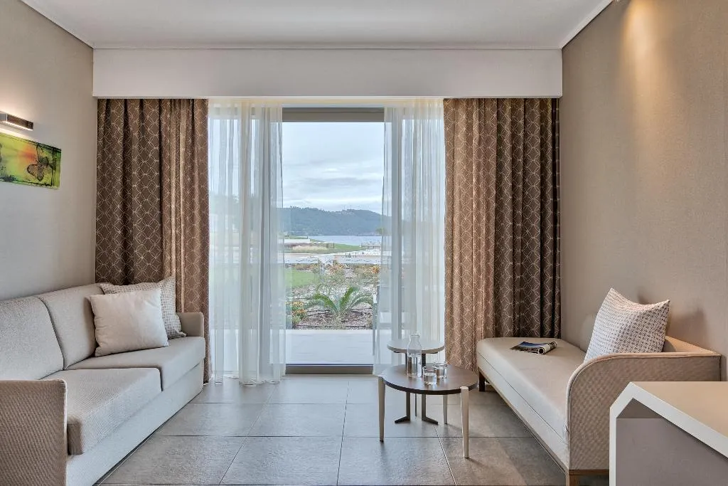 Room DELUXE SEA VIEW Room, Miraggio Thermal Spa Resort, Halkidiki