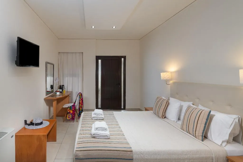FAMILY ROOM STANDARD Room, Themis Beach Hotel, Crete