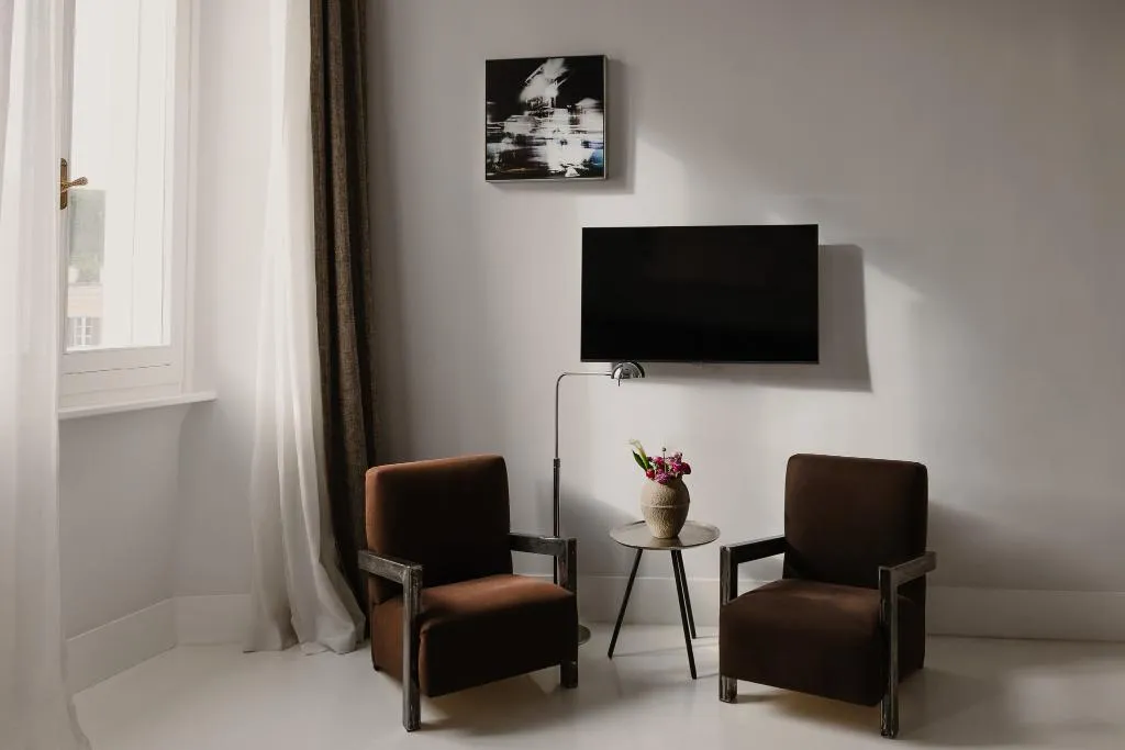 JUNIOR SUITE CITY VIEW Room, Piazza Di Spagna 9, Rome