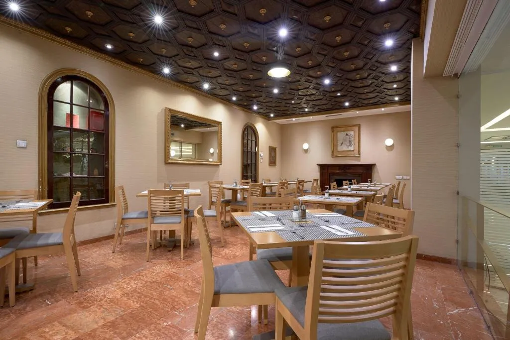 Restaurant, Becquer, Seville