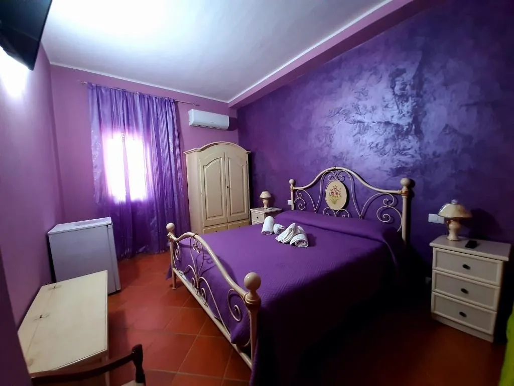 Room, B&B Pirandello Residence Villa Margherita, Catania