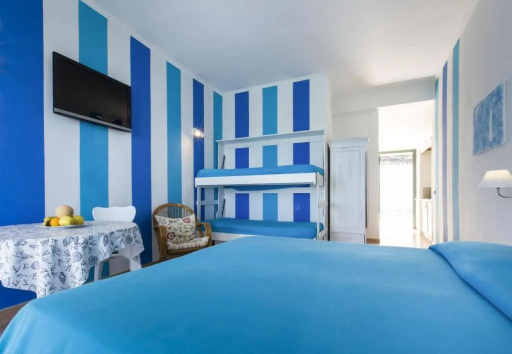 STUDIO WITH BALCONY WITH VIEWS Room, Residence Le Terrazze Sorrento, Naples