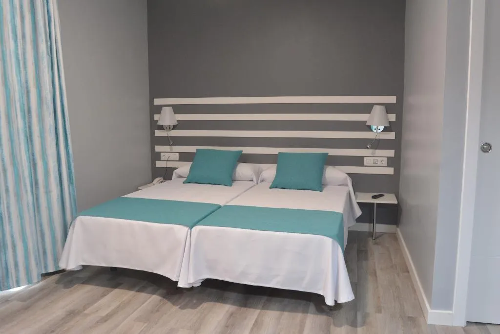 STUDIO CAPACITY 1 Room, RF Bambi, Tenerife