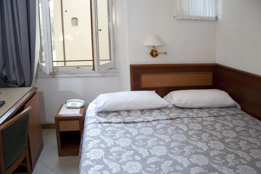 DOUBLE ECONOMY Room, Hotel Bonifacio, Florence