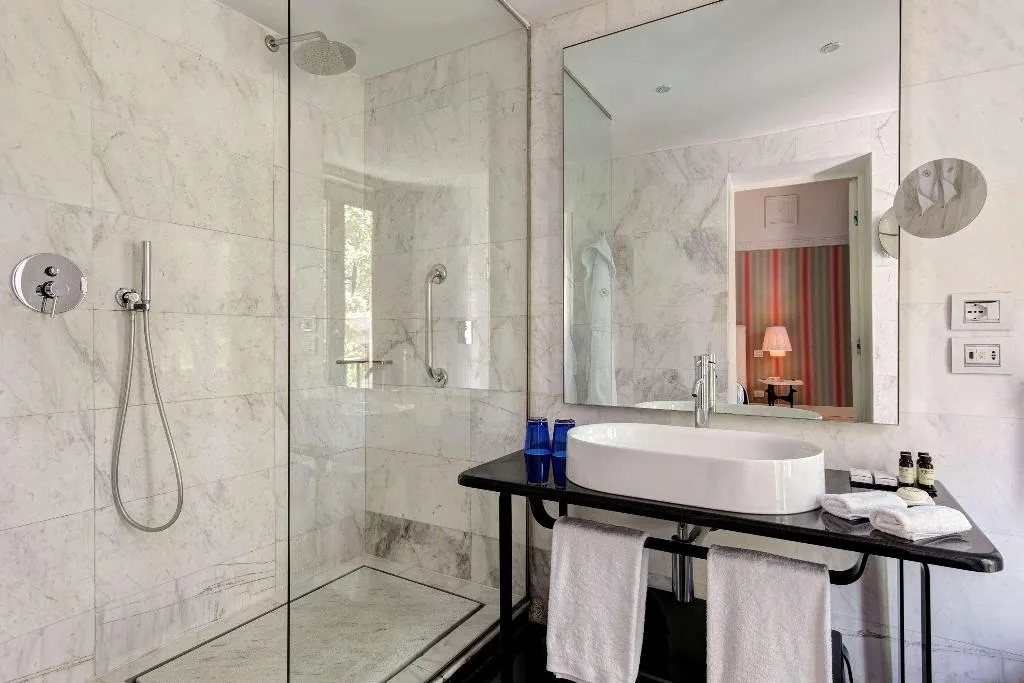 Room, Grand Hotel Palace Rome, Rome