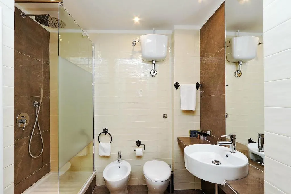 Room, Domus Monamì Luxury Suites, Rome