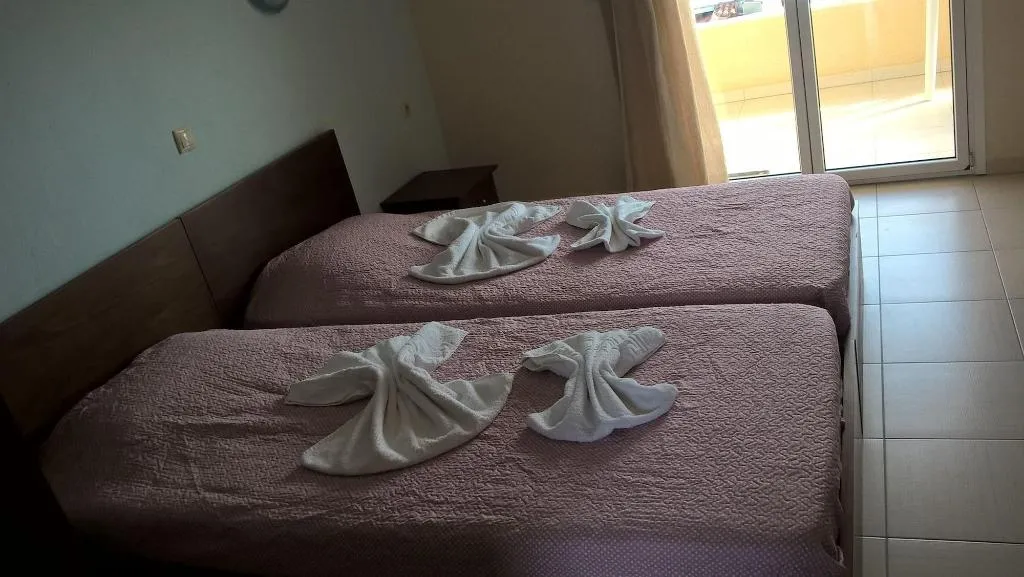 Room, Kyparissis Rooms, Halkidiki