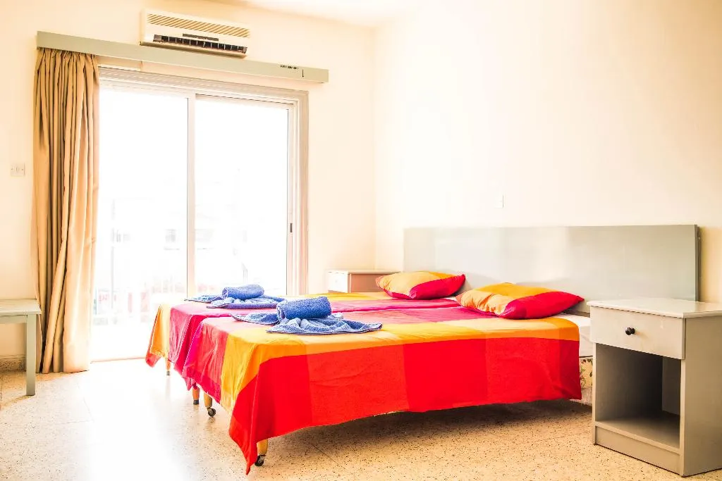 APARTMENT CAPACITY 4 Room, Efi Hotel, Cyprus