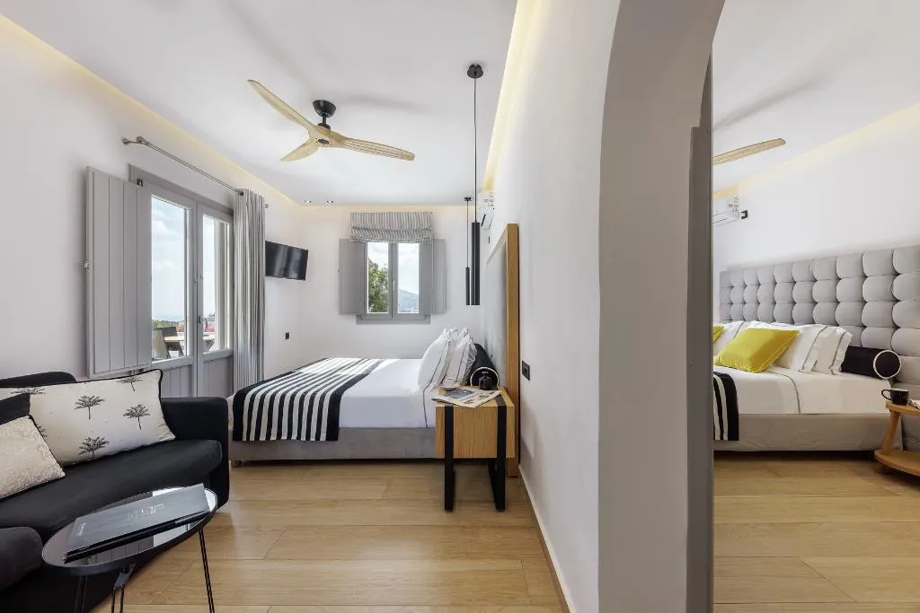 SUITE TWO BEDROOMS ONE BATHROOM Room, Kalisti Hotel & Suites, Santorini