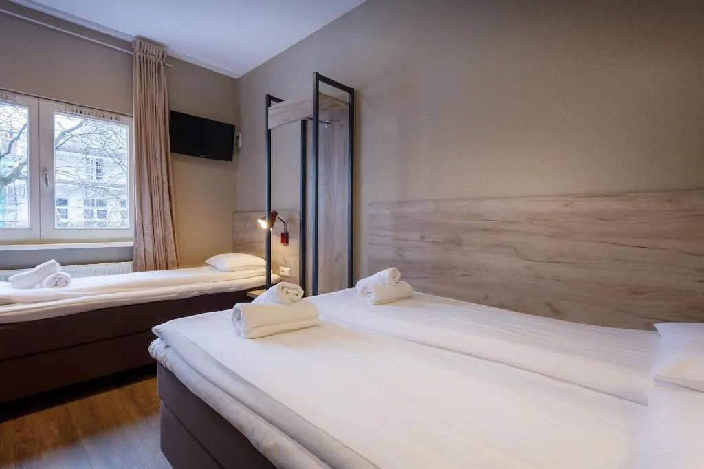 Room, Amsterdam Downtown Hotel, Amsterdam