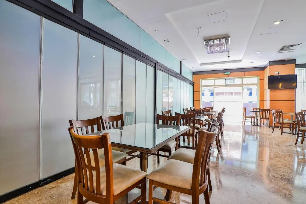 Restaurant, Oyo 524 New Black Stone, Dubai
