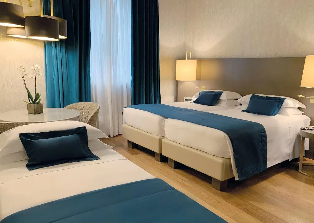 Room, Rosa Grand Milano - Starhotels Collezione, Milan