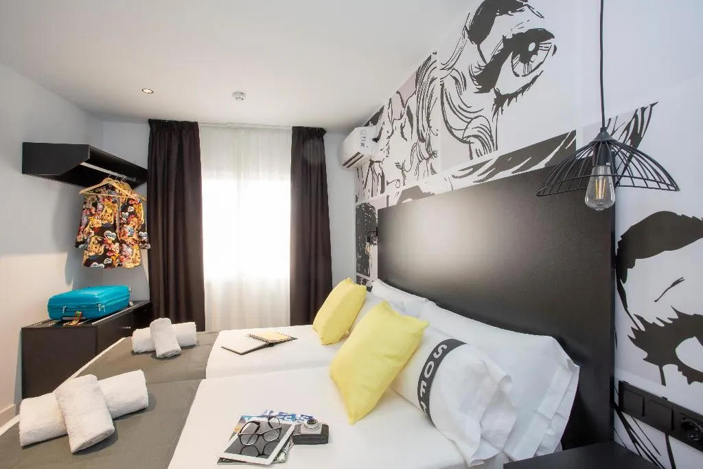 Room, Casual Pop Art Benidorm, Costa Blanca