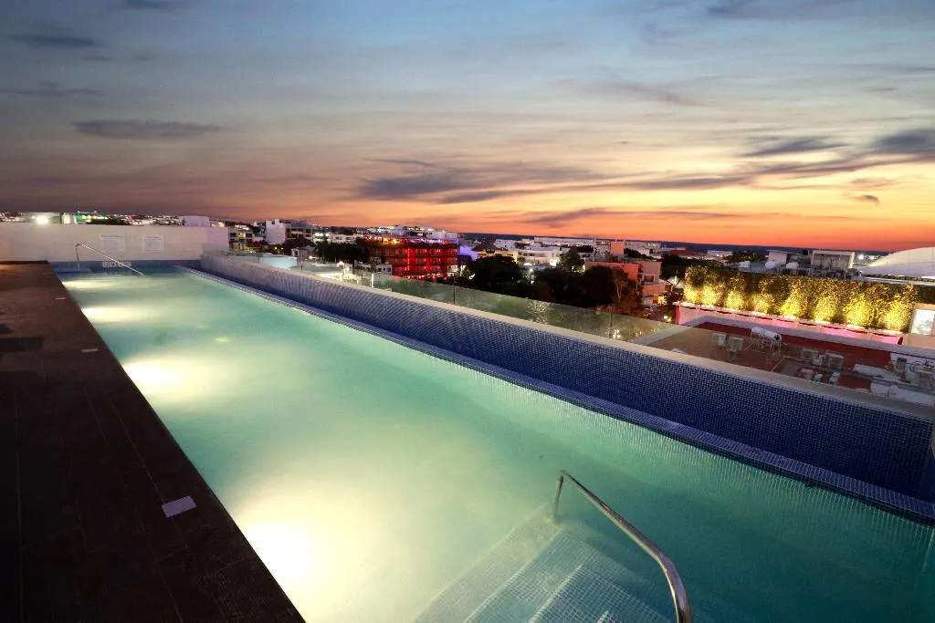 Pool, Holiday Inn Express Playa del Carmen, Playa Del Carmen