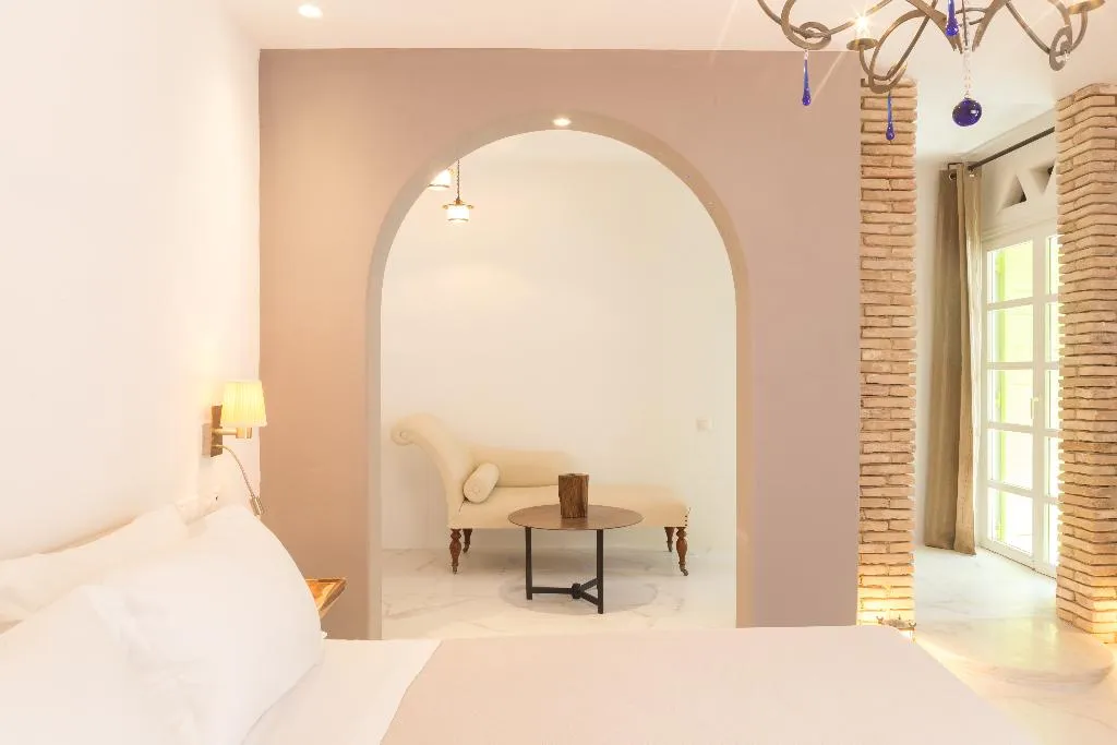 JUNIOR SUITE GARDEN VIEW Room, Kivotos Mykonos, Mykonos