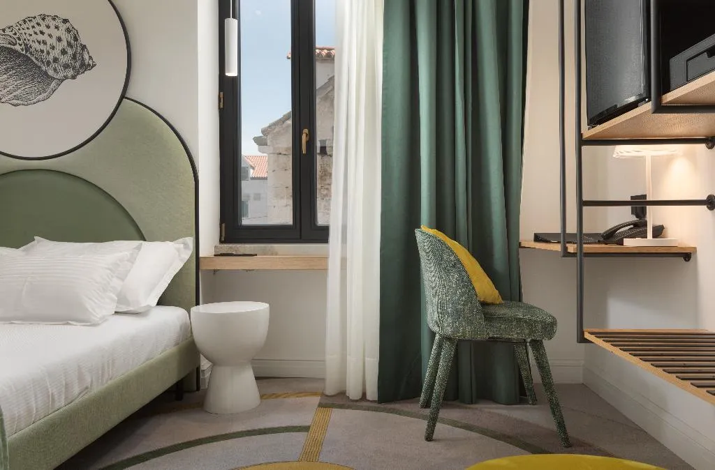 DOUBLE STANDARD Room, Heritage Hotel Porin, Split