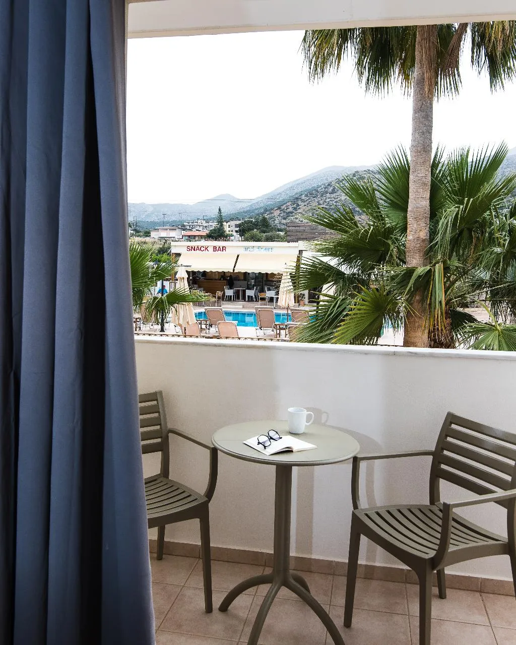 STUDIO CAPACITY 2 Room, Newcastle Studios, Crete