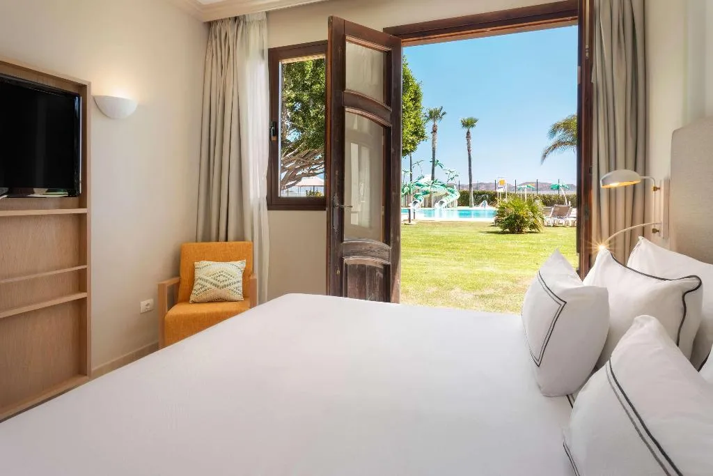 SUITE STANDARD Room, Melia Villaitana, Costa Blanca