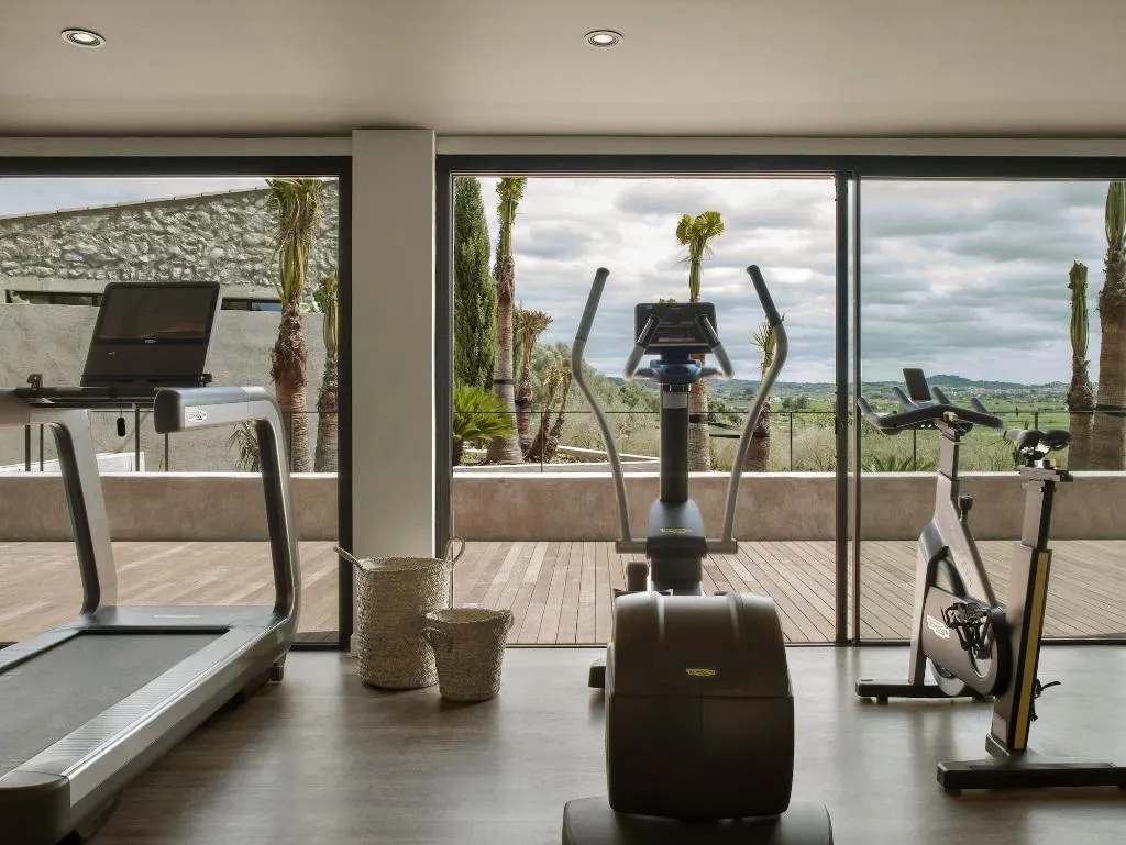 Sports and Entertainment, Finca Serena, Majorca