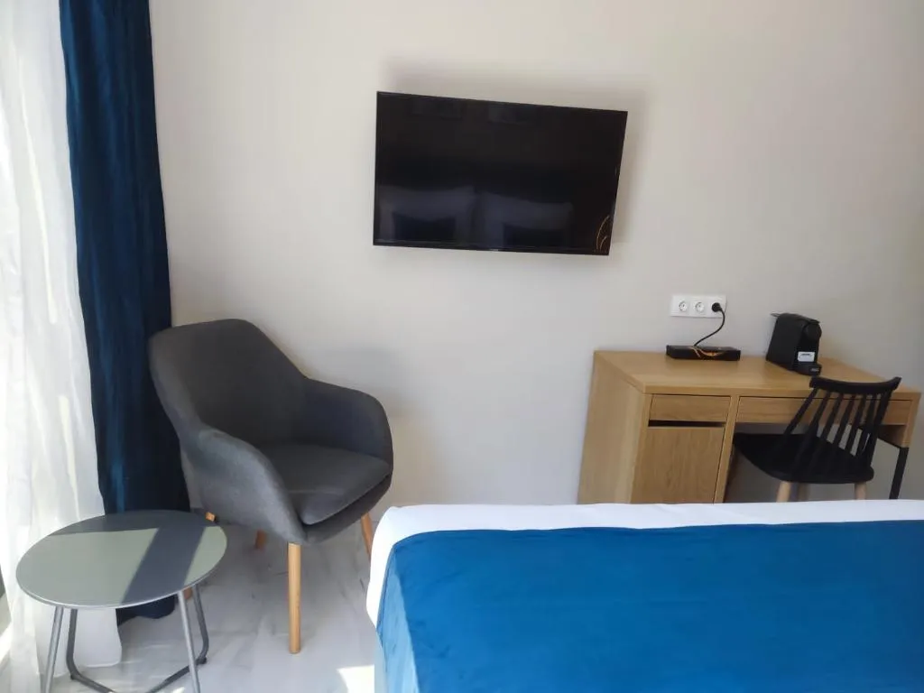 DOUBLE DELUXE WITH JACUZZI Room, Trendy By Athens Prime Hotels, Athens