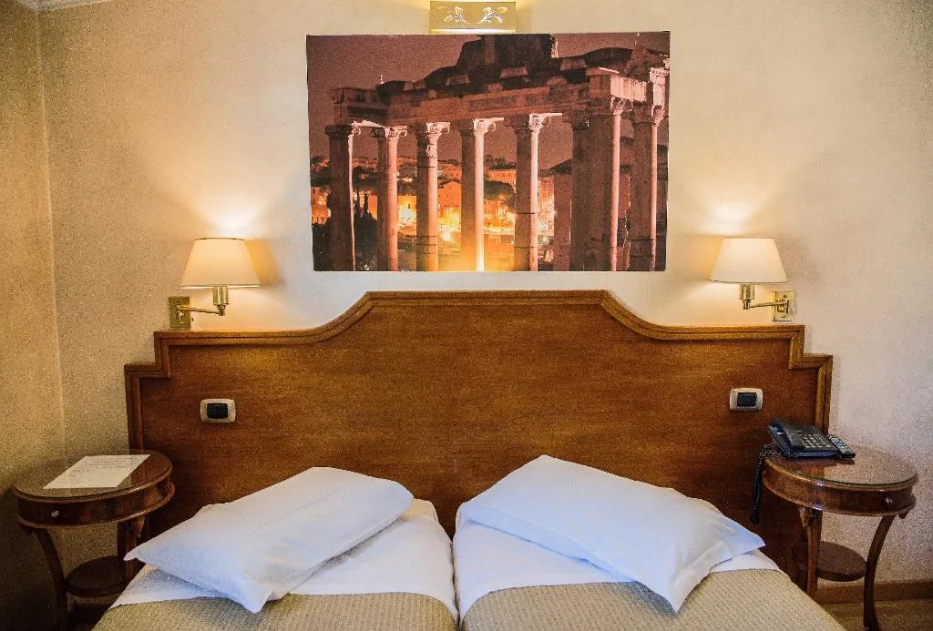 Double or Twin STANDARD Room, Kent, Rome