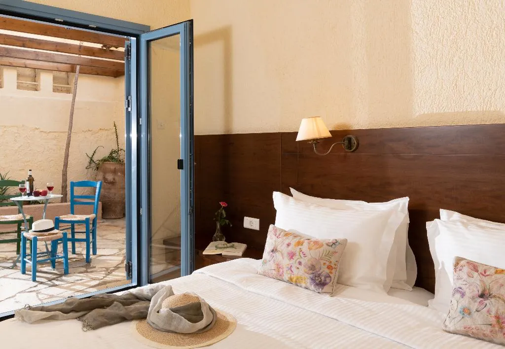APARTMENT SEA FRONT Room, Porto Sisi Hotel Apartments, Crete